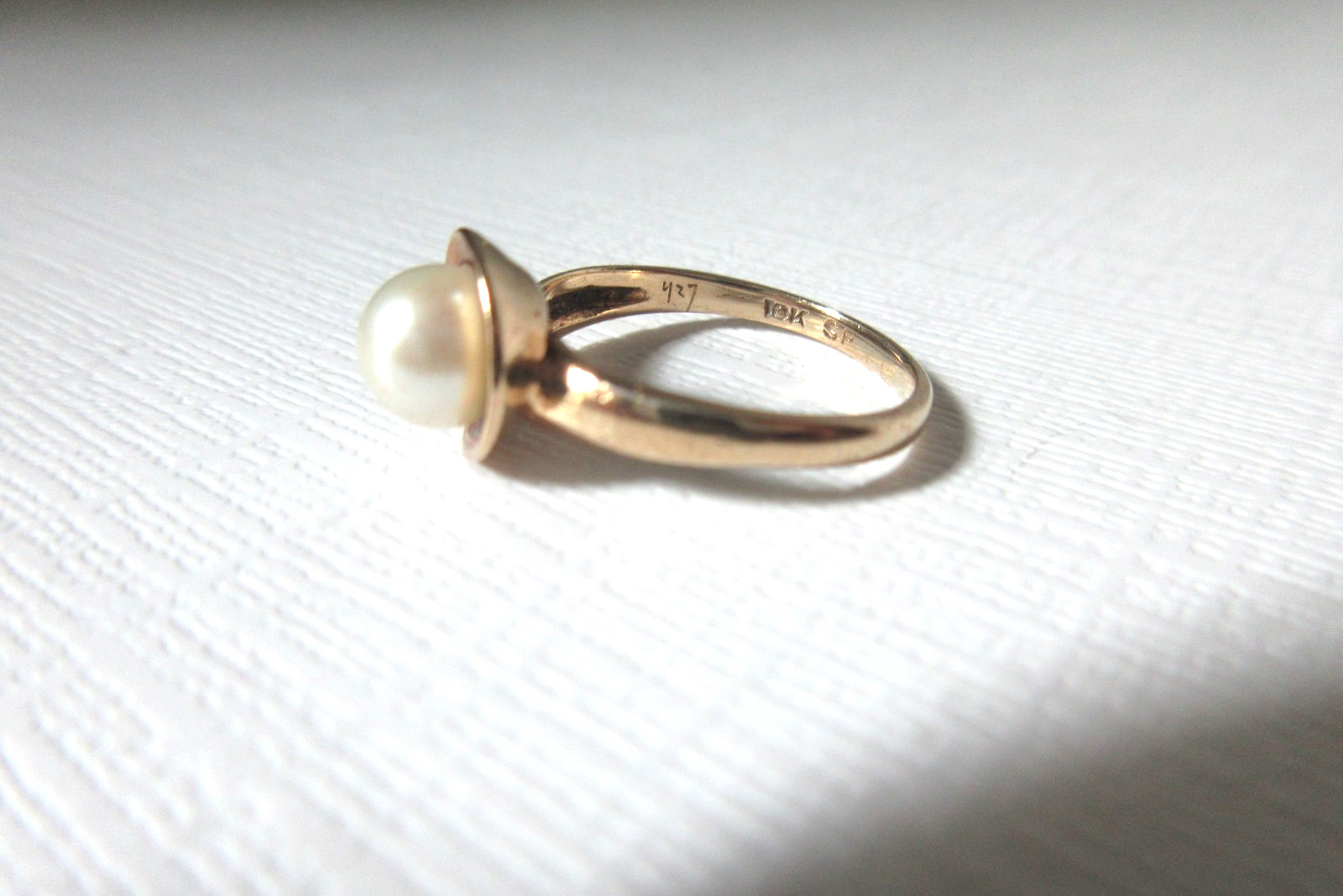 Vintage 1960’s Pearl Yellow Gold Ring ~ 10K ~ 6mm~ Swirl Setting