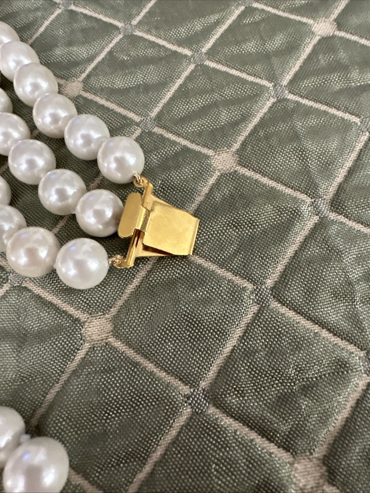 20” Three Strand 1cm Faux Pearl Necklace W Gold tone Closure