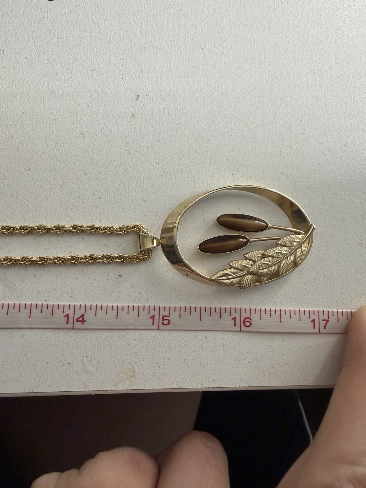 Vintage Gold Tone Wheat & Tiger’s Eye Glass Pendant Necklace | Nature Inspired