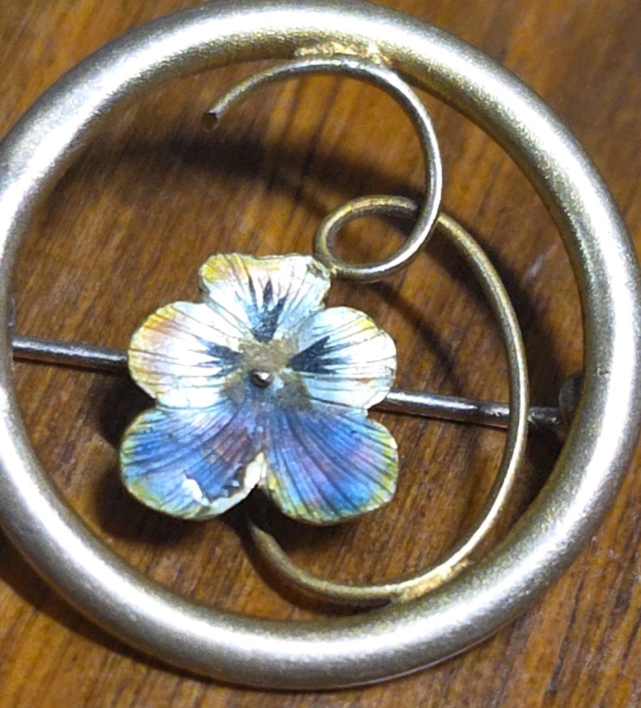 Antique Nouveau Victorian 14K gold and purple enameled pansey brooch – 1″