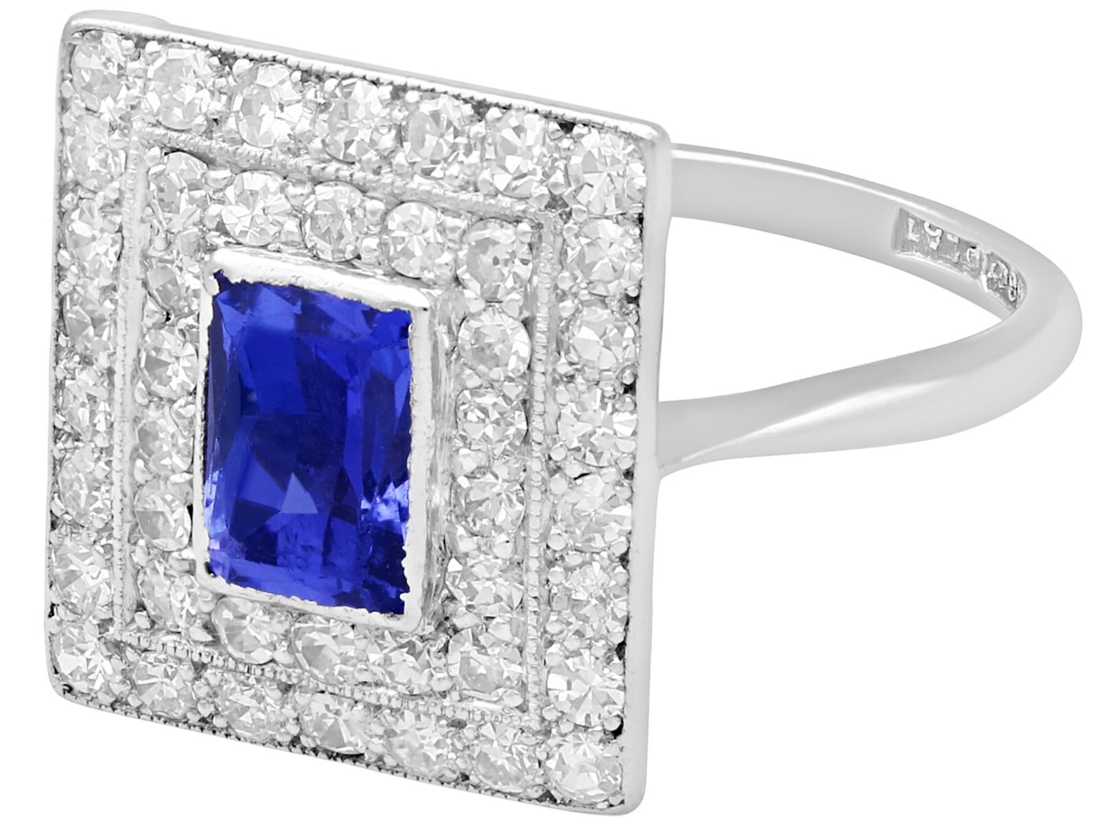 Vintage 0.78Ct Tanzanite and 0.92Ct Diamond 18K White Gold Dress Ring