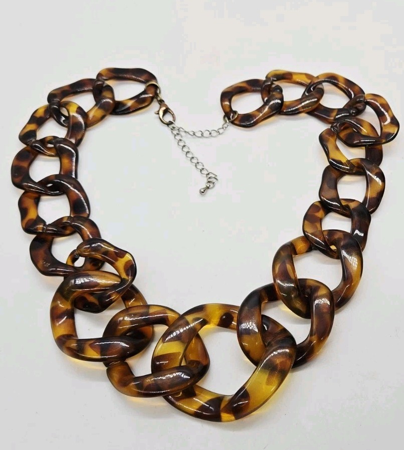 Faux TORTOISE SHELL Necklace Rootbeer Lucite Acrylic Chain Link Rings Graduated