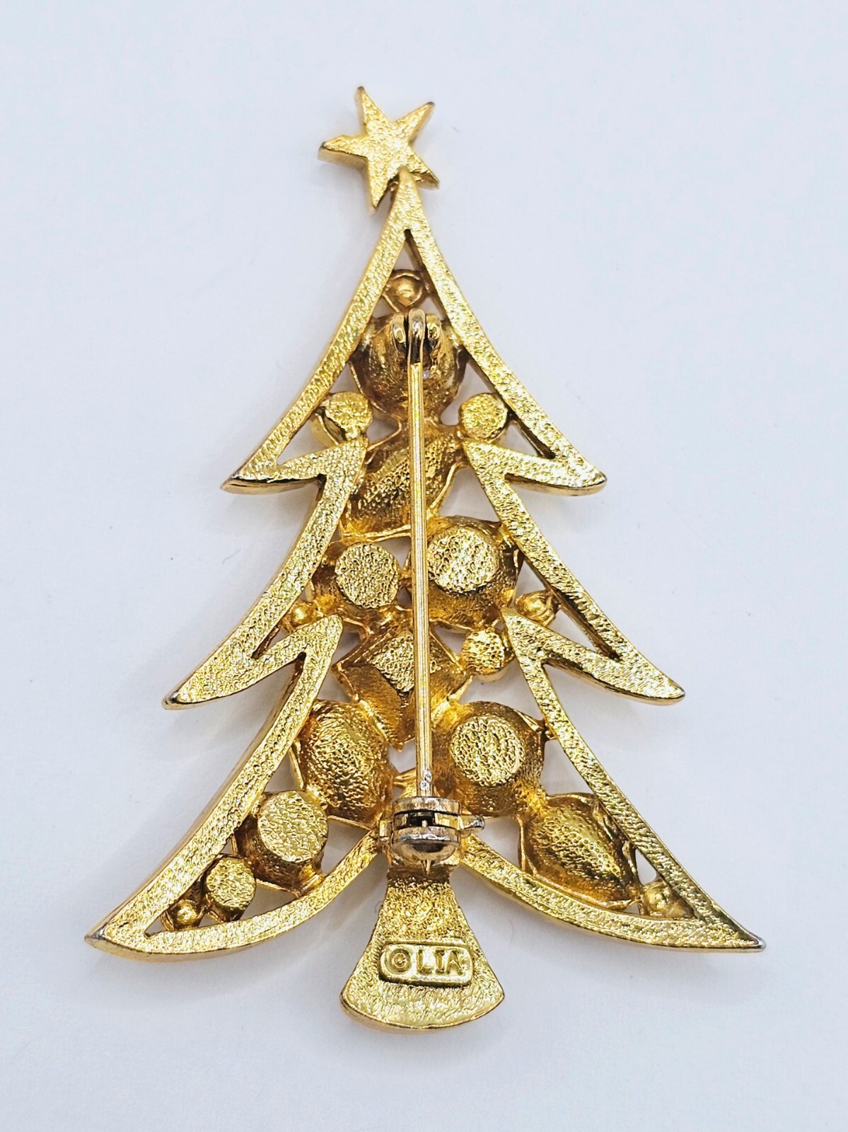 Vintage LIA LIANNA Gold Tone Rhinestone Christmas Tree Brooch