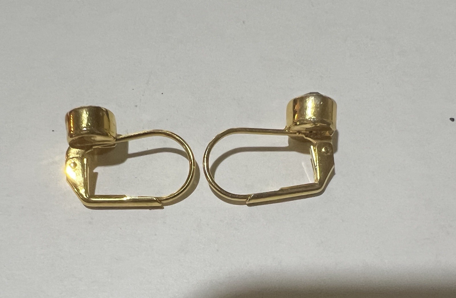 Black Gold Flat faceted Gem Beaded Gold Tone Leverback Earrings 2″