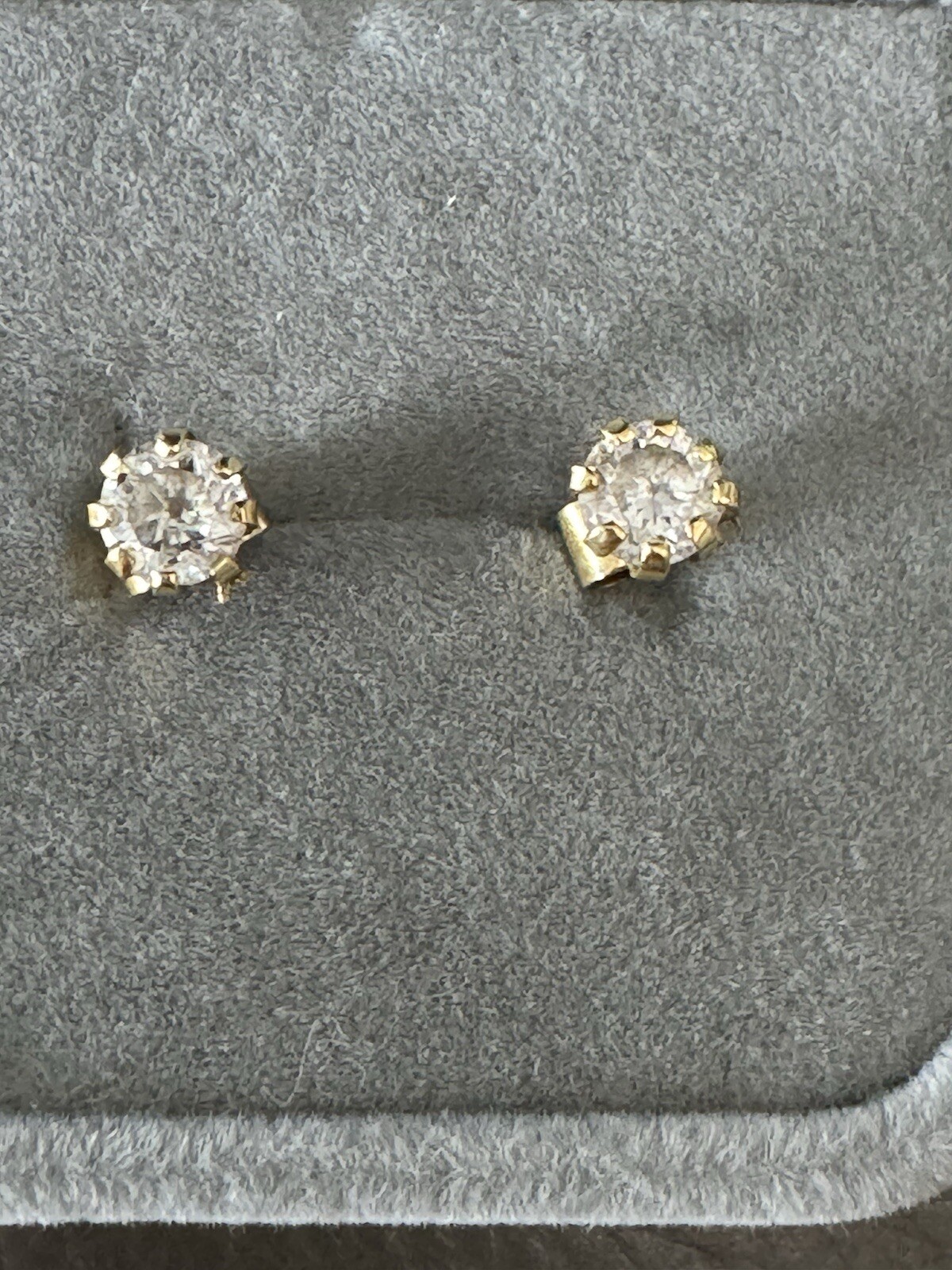 Antique 14k Yellow Gold 5.3mm Cubic Zirconia Stud Earrings