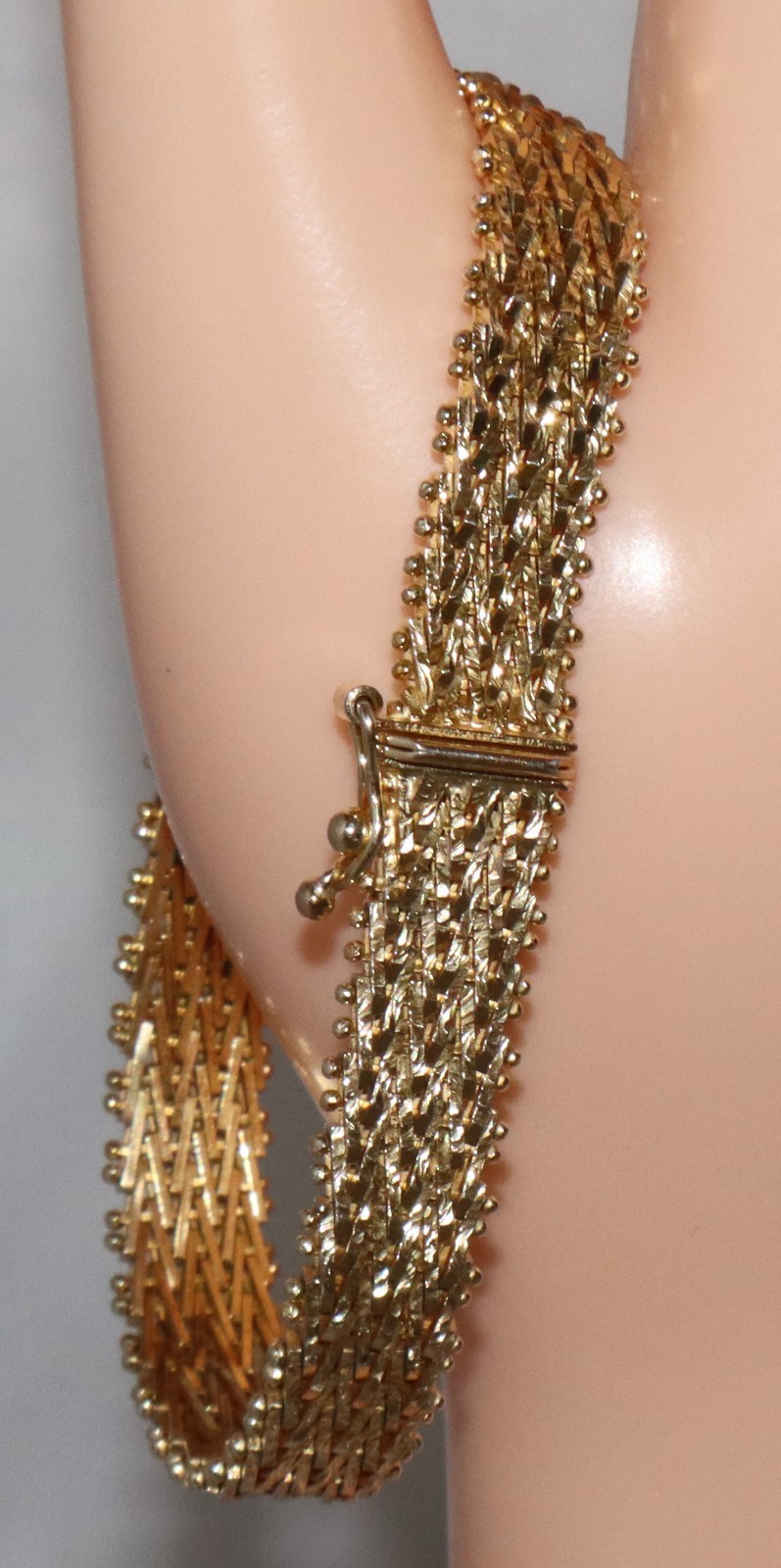Vintage Sterling Silver Italy Gold Wash or Vermeil? 7 in Mesh Bracelet 18 grams