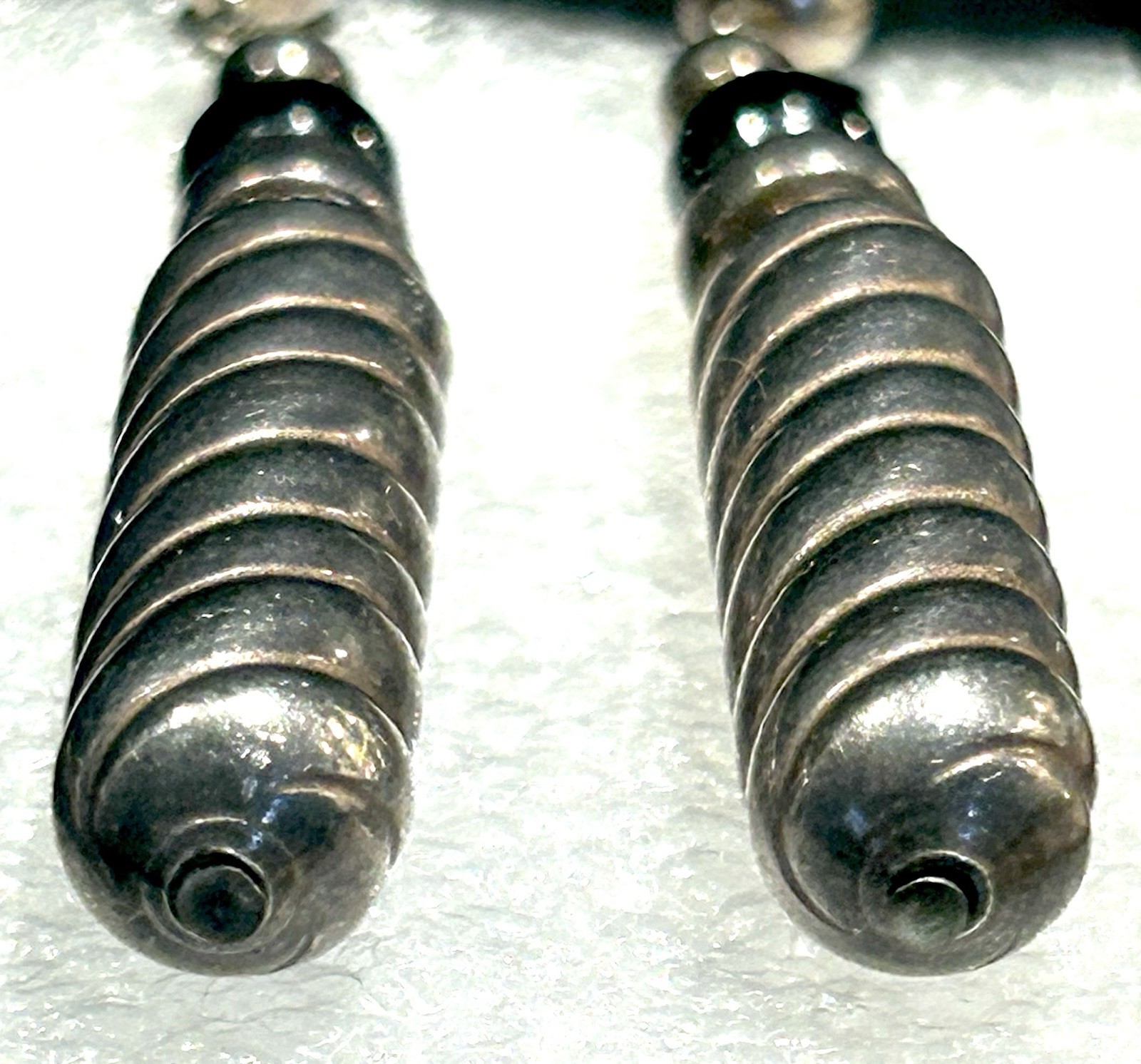 Vntg Native American Sterling Silver Twist Drop Earrings With Hematite Bead 8 Gr