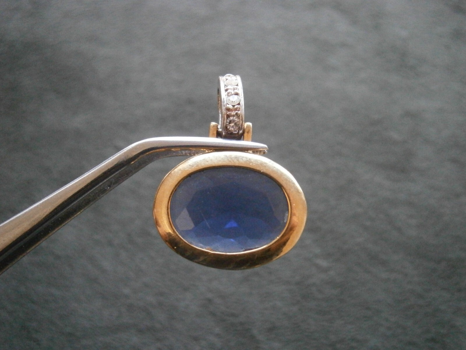 Purple Faceted Stone & Crystal Goldtone Silvertone Pendant 4.7g