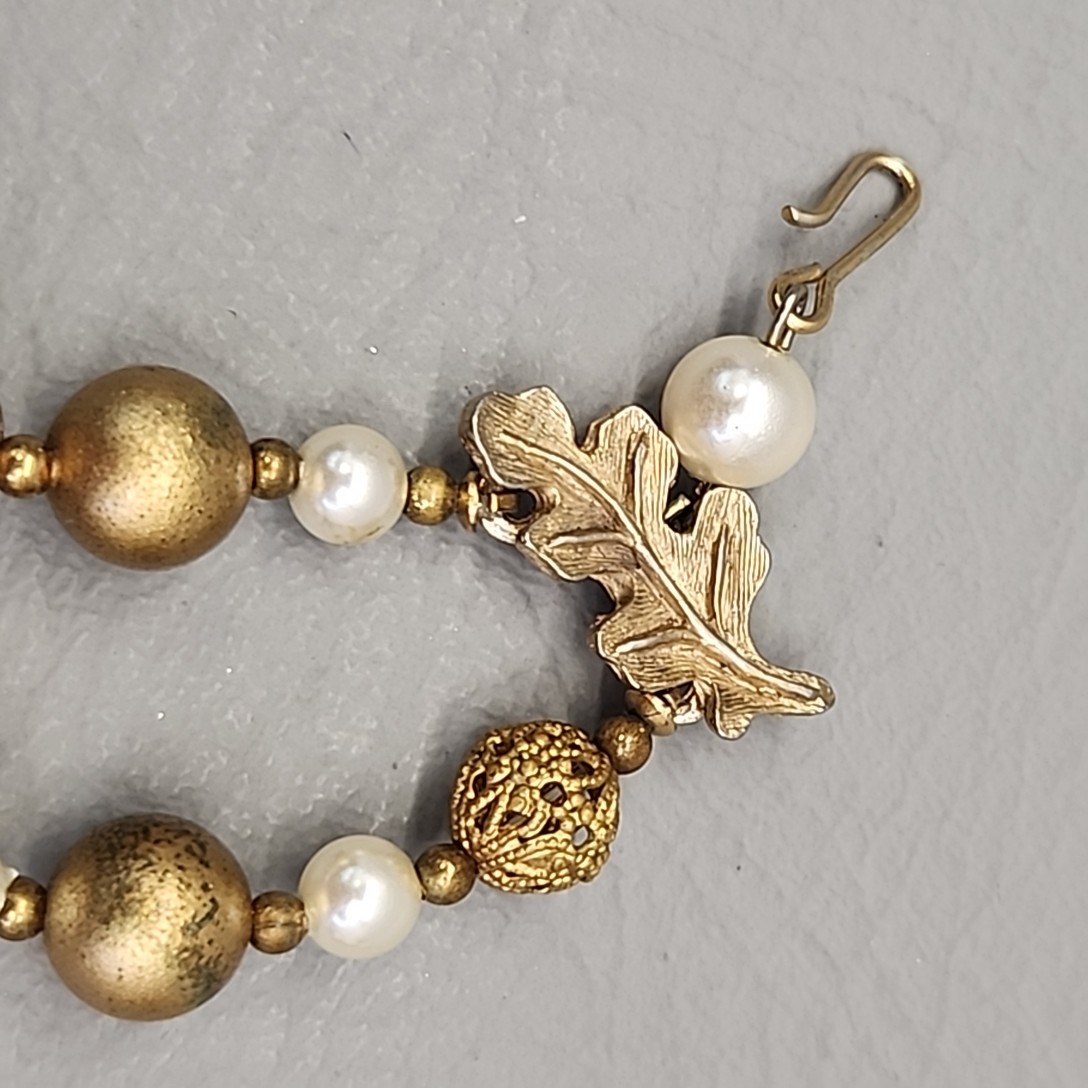 Vintage Beaded Necklace AB Cream Gold Tone Filigree Balls Layered 16″