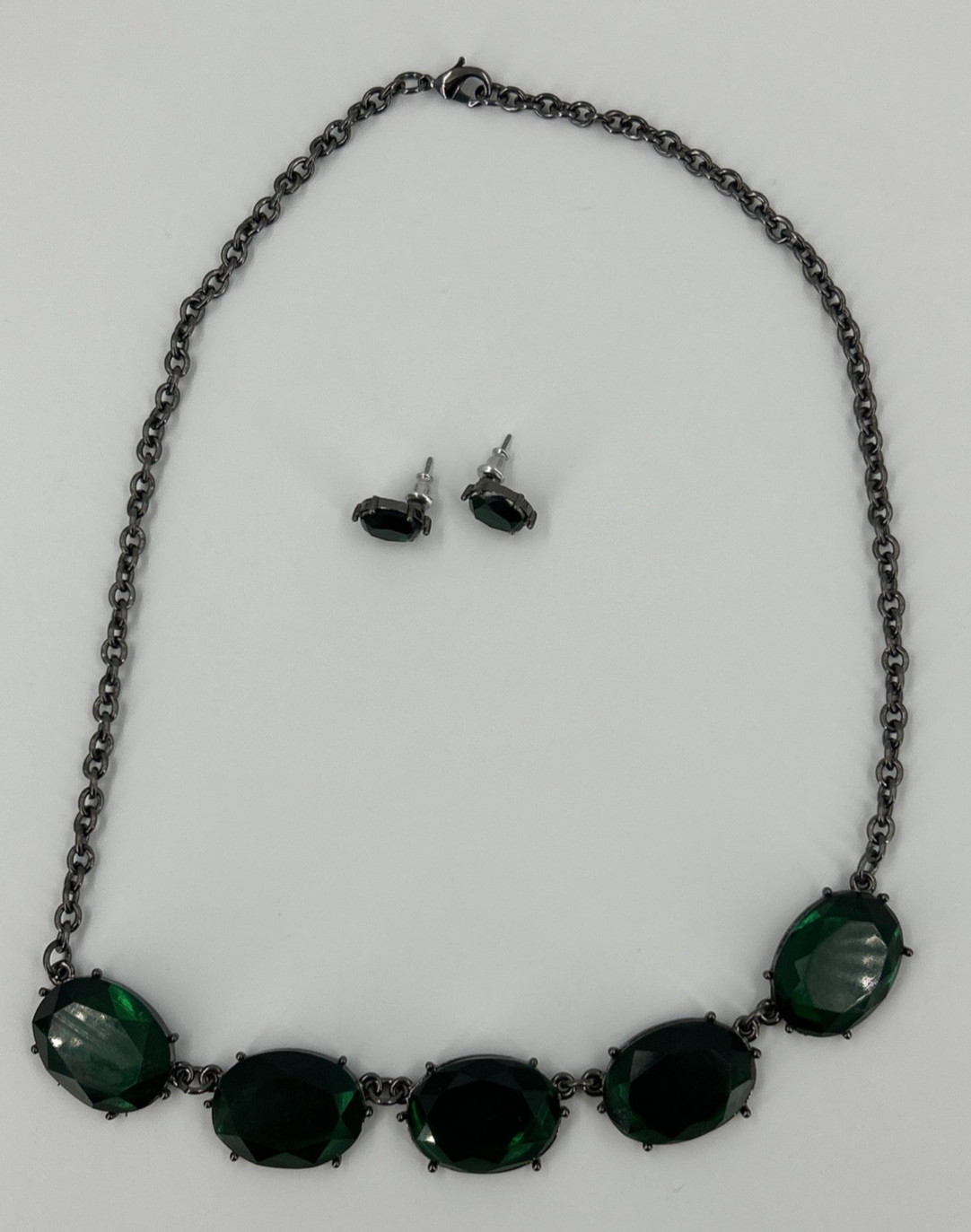 Emerald Green Necklace Earring Set Gun Metal Acrylic Modern Choker 17 Inch