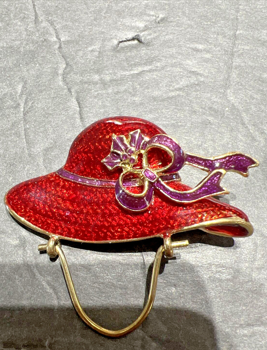Vintage Red Hat Enamel Pin Gold Tone 2″ Lot 7