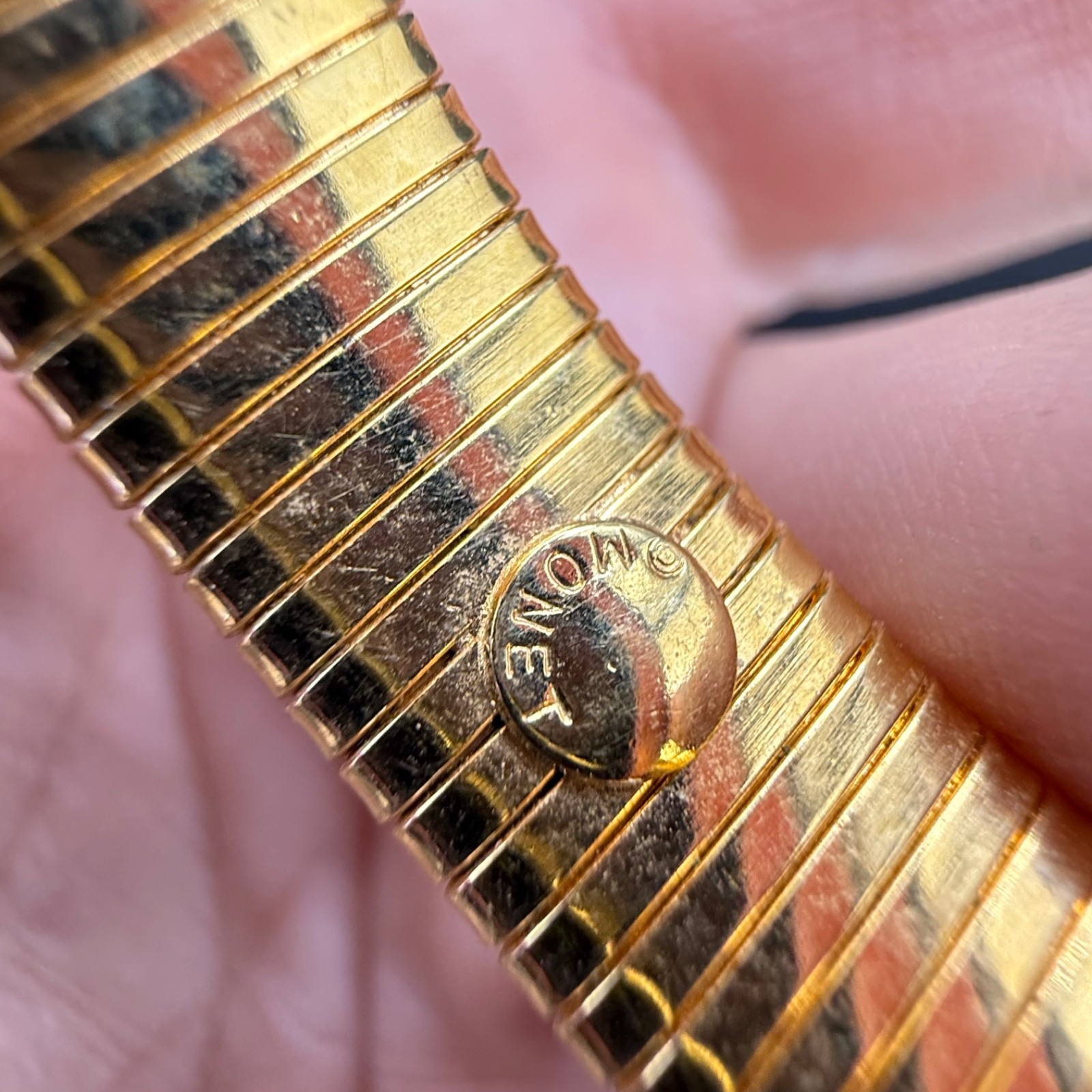 Vintage Monet Expandable Bracelet Gold Tone Signed 7”