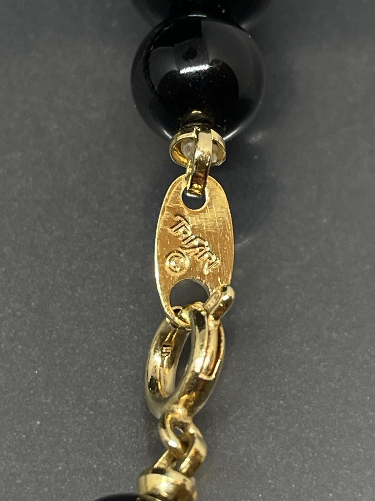 Vintage Trifari Necklace Gold Tone And Black Beaded 23.5 in Signed✨