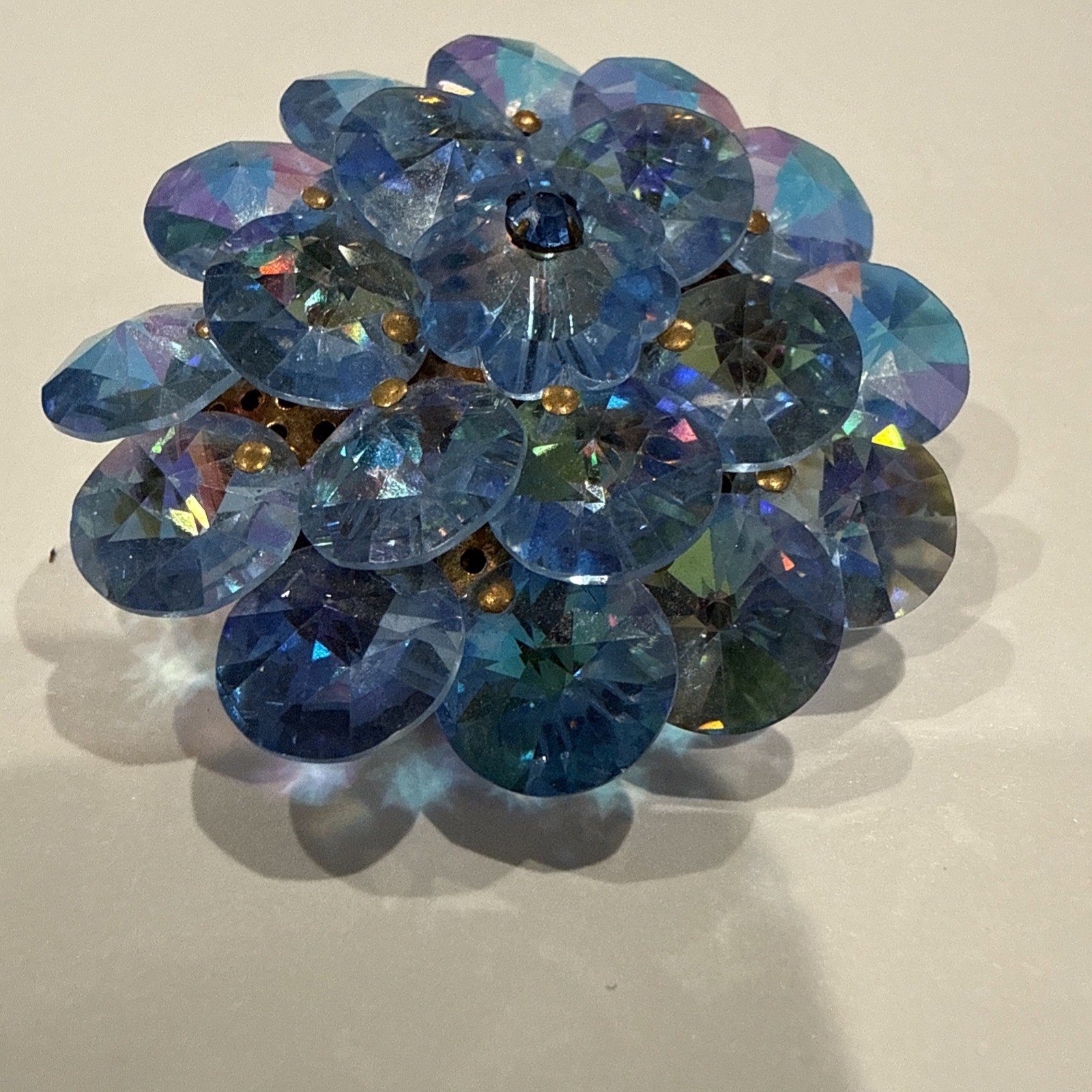 Vintage Blue Tones Rivoli Bead Flower Brooch – VENDOME Inspired