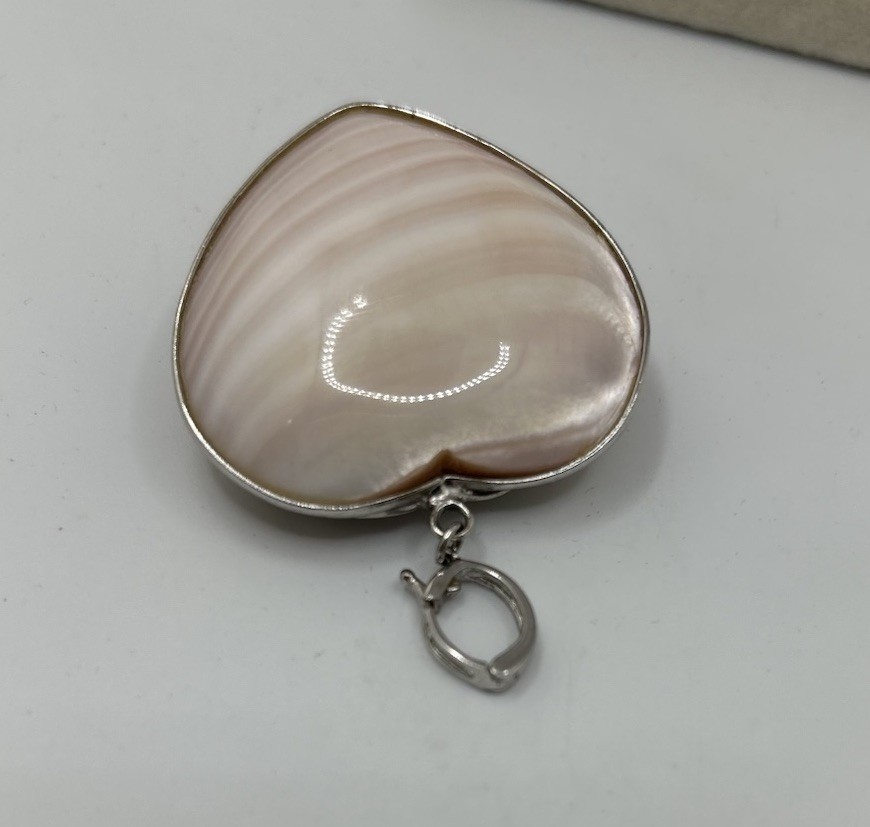 Vintage Pink Silver Tone Faux Gem Heart Pendant Costume Jewelry Fashion