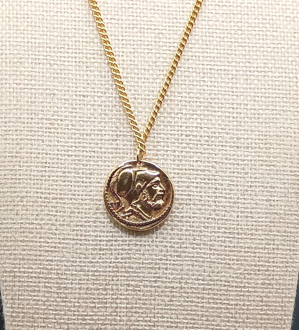 Vintage Avon Coin Pendant Necklace Double Sided Roman Soldier Eagle Gold Tone