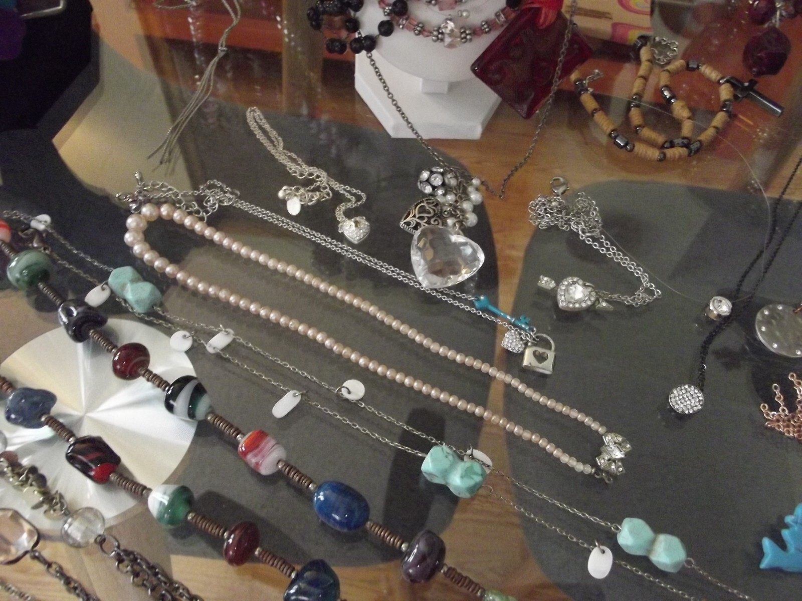 Lot of 50+ Necklaces Vintage 2 Now Some signed ,Stone, Glass, Shell, Acrylic Etc