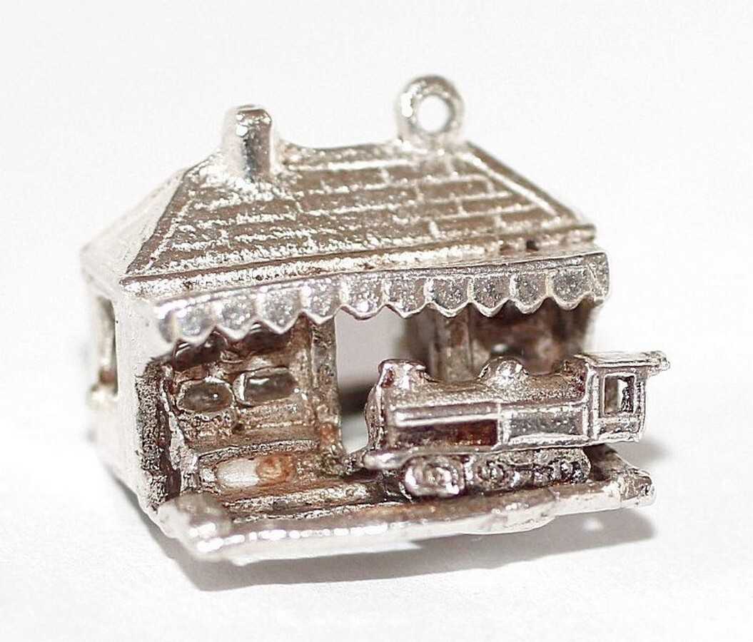 Rare Vintage MOVING Sterling Silver Train At Station Bracelet Charm 4.3g