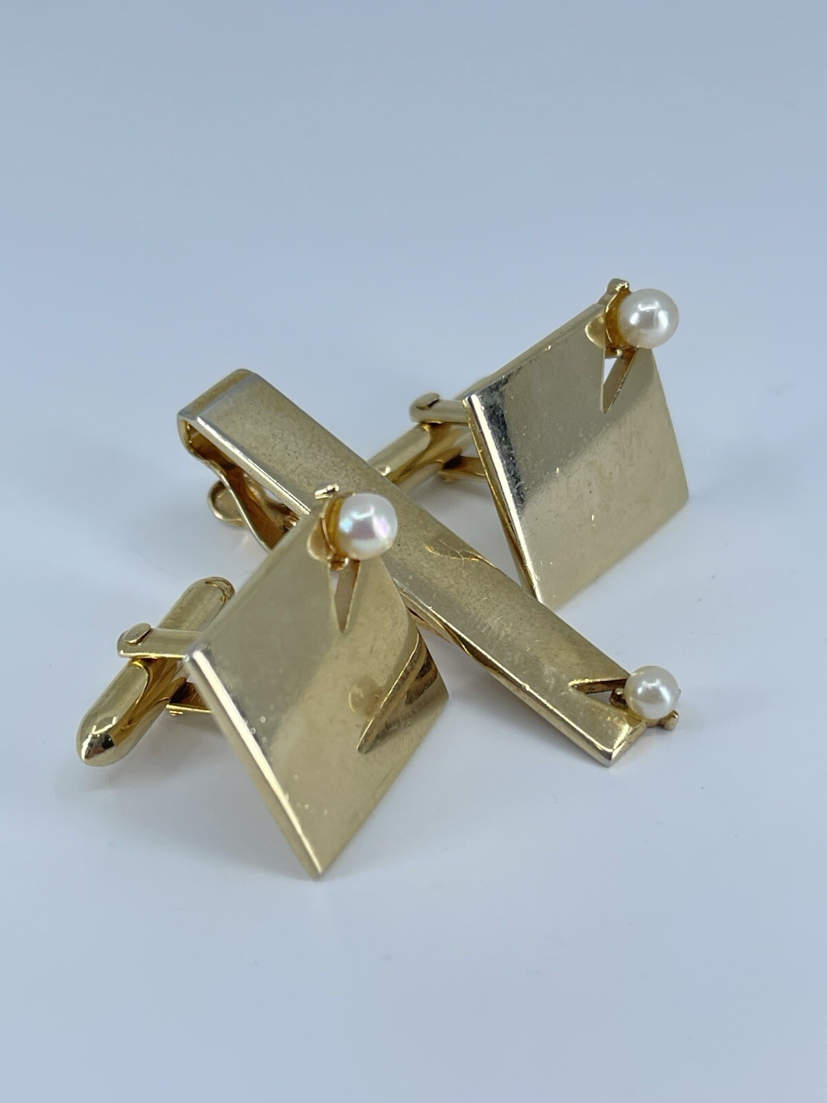 vintage Swank Pearl cufflinks and tie clip bar set square polished gold tone