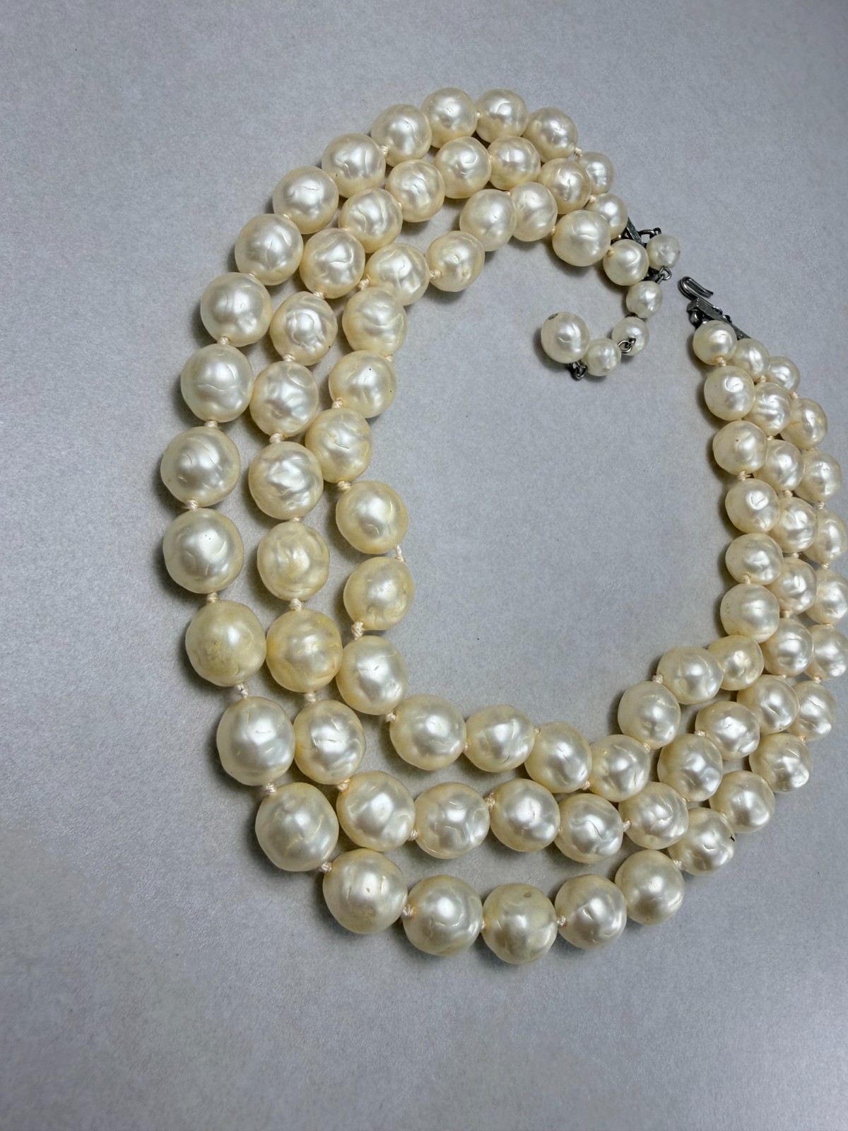 Vintage 3 Strand Baroque Faux Pearl Necklace Classic Elegant Bridal Style
