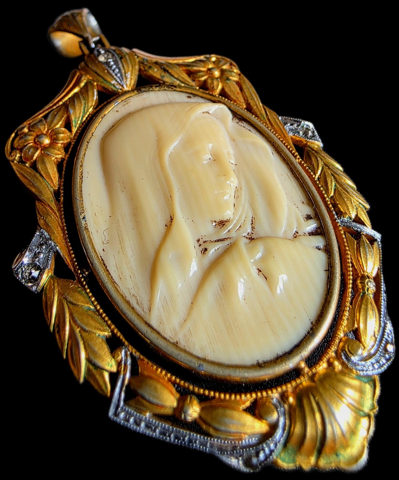 Fine Antique European Art Deco Bronze Gold Virgin Mary Pendant Medal Ca 1900