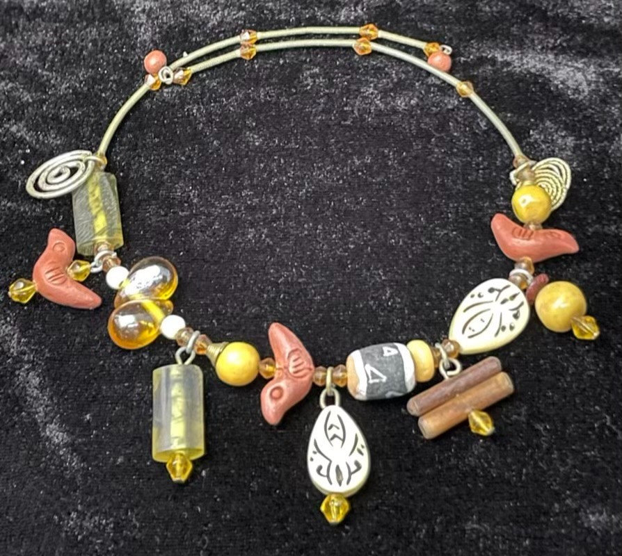 Southwestern Style Fetish Choker Necklace Birds Tribal Folk Art Boho Memory Wire