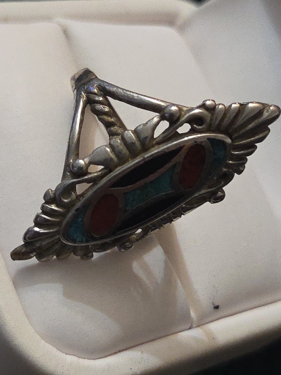 Vtg Artisan Silver Southwestern Turquoise Onyx Coral Chip Inlay Sz 7.5 Ring W76
