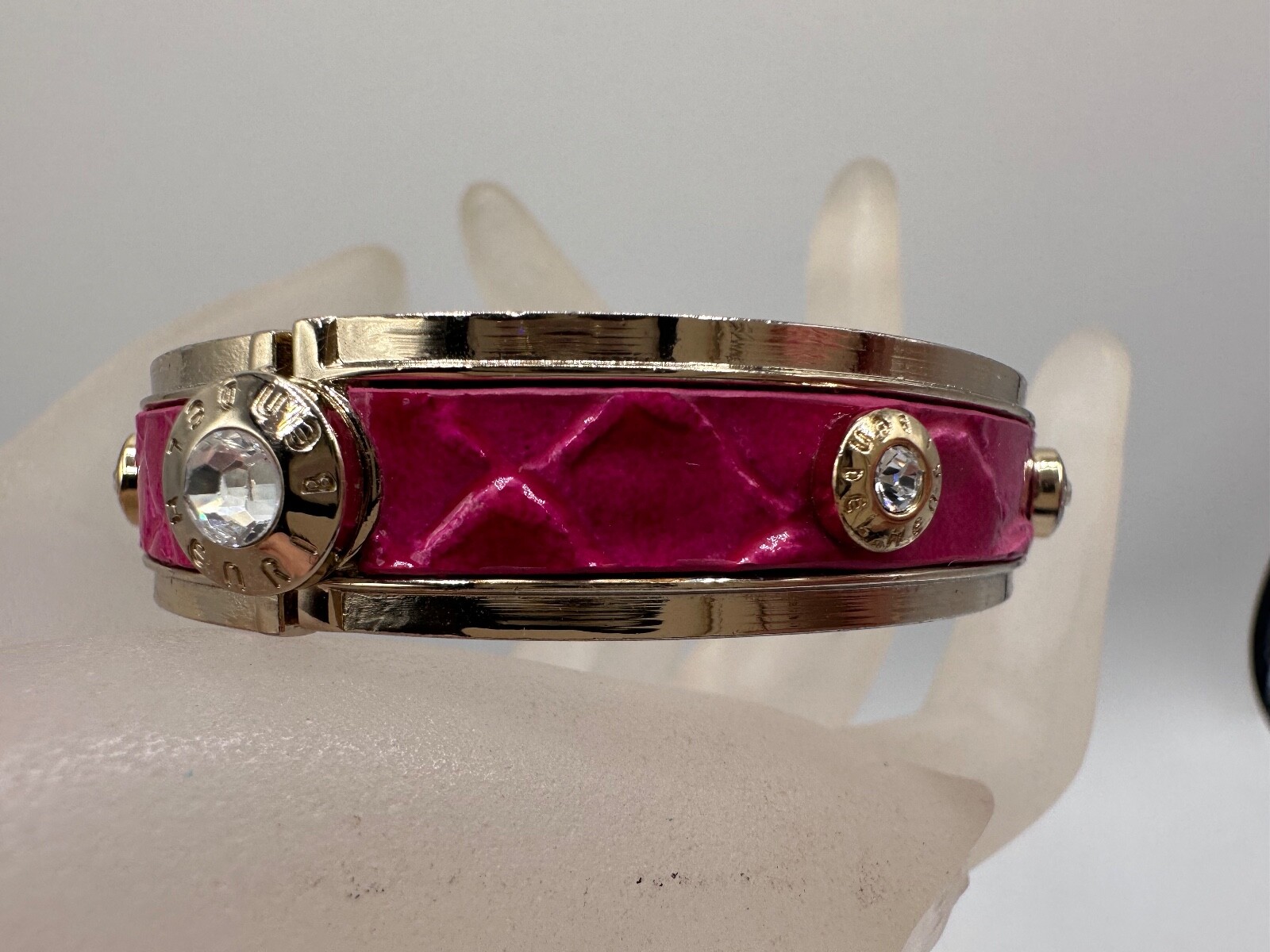 GOLD PLATED CRYSTAL FUCHSIA PINK FAUX SNAKE SKIN HENRI BENDEL NY SIGNED BRACELET
