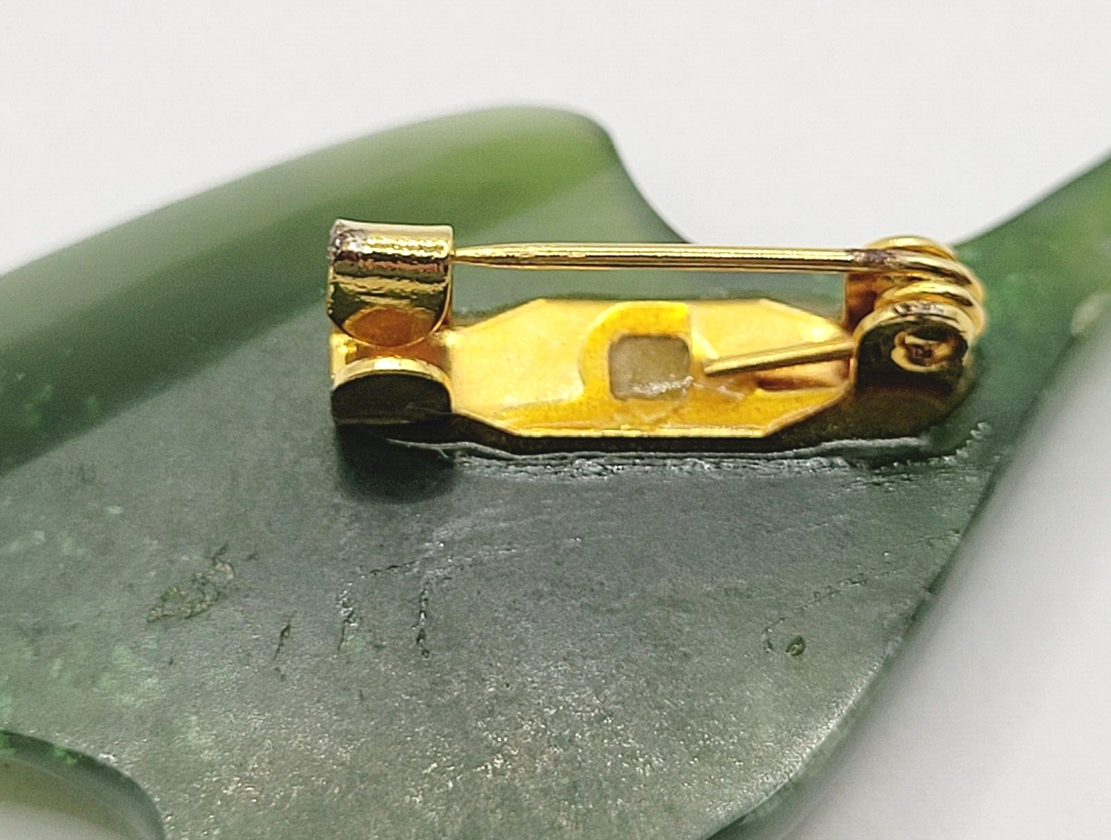 NW Snow Goose Snowgoose Dark Green Jade Brooch Pin Vintage Coldwater Creek 1980s