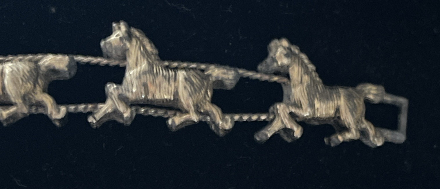 Vintage Cantering Horses Slide Bracelet – Solver Tone Equestrian Charm Jewelry