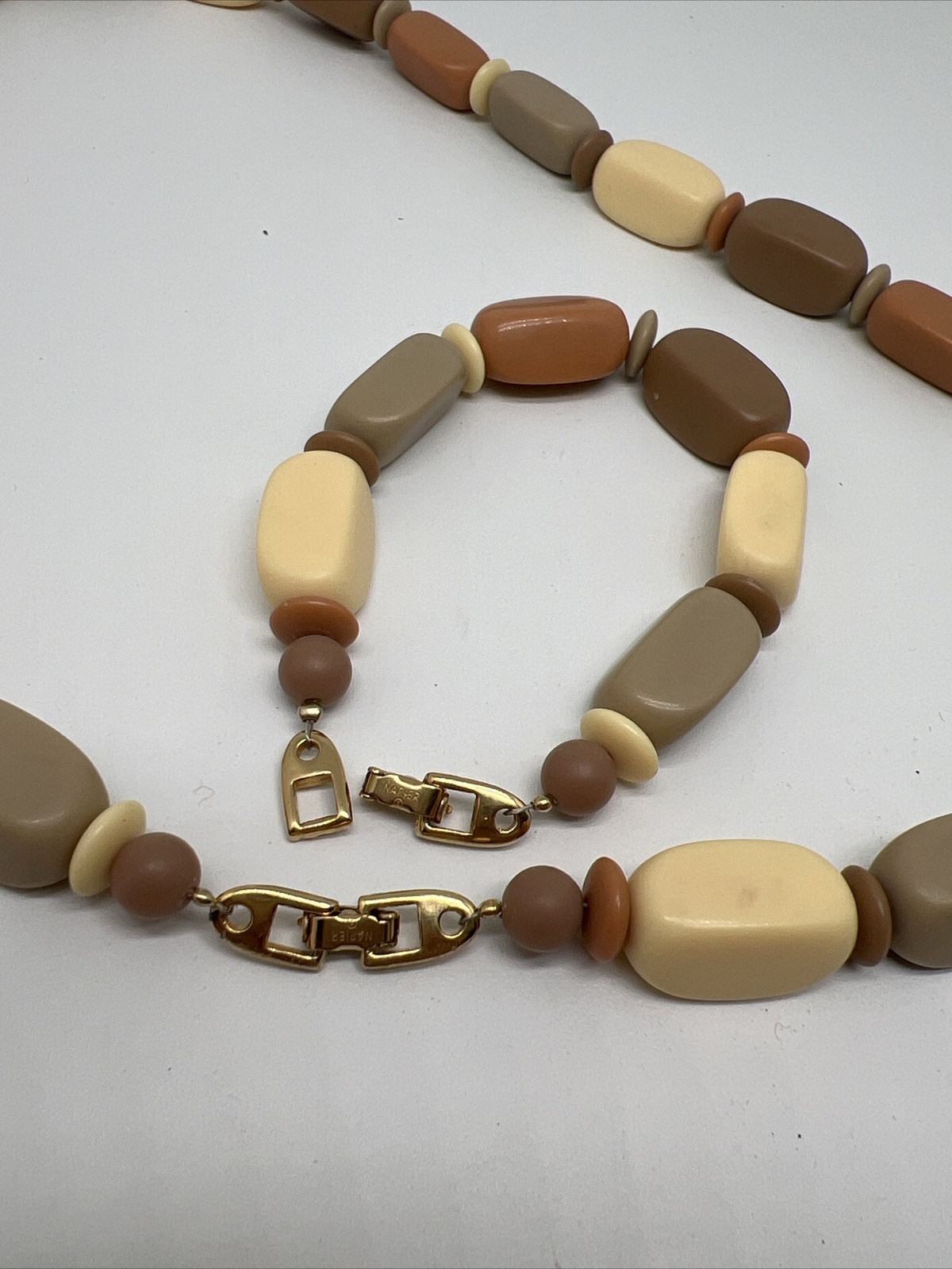 Vintage 1985 Napier Earthtones Necklace Bracelet Set Lisa Bertolli Resin Bead
