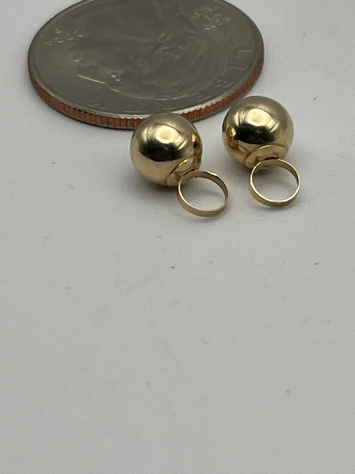 Vintge 14K Solid Yellow Gold 6.8mm Gold Ball Dangle Enhancer Drop Charms Jackets