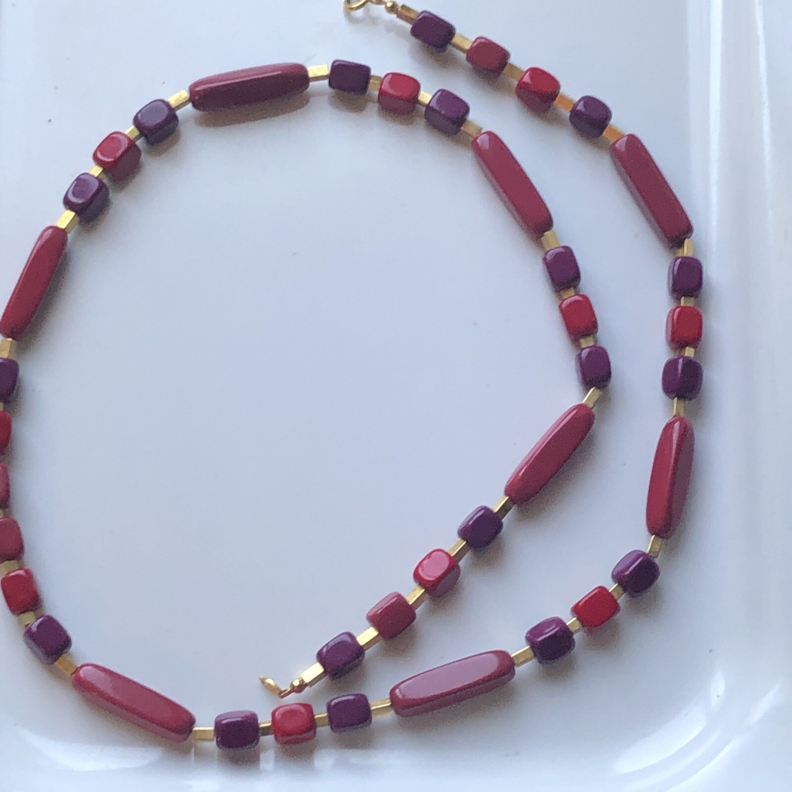 Pink Purple Red Necklace Gold Tone Signed 29” Rectangular Vtg Trifari