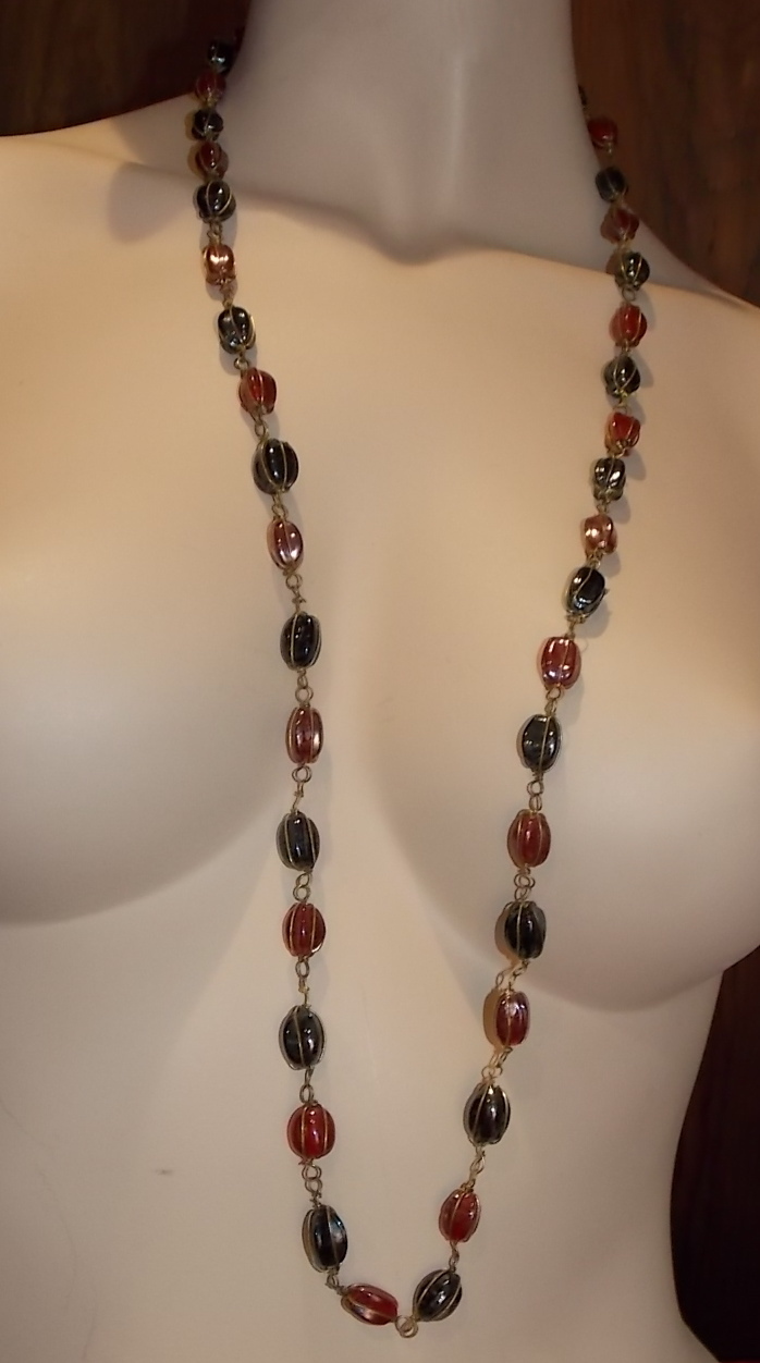 Vintage Red Black Molded Glass Wire Wrapped Link 38″ Long Wired Necklace 8b 20