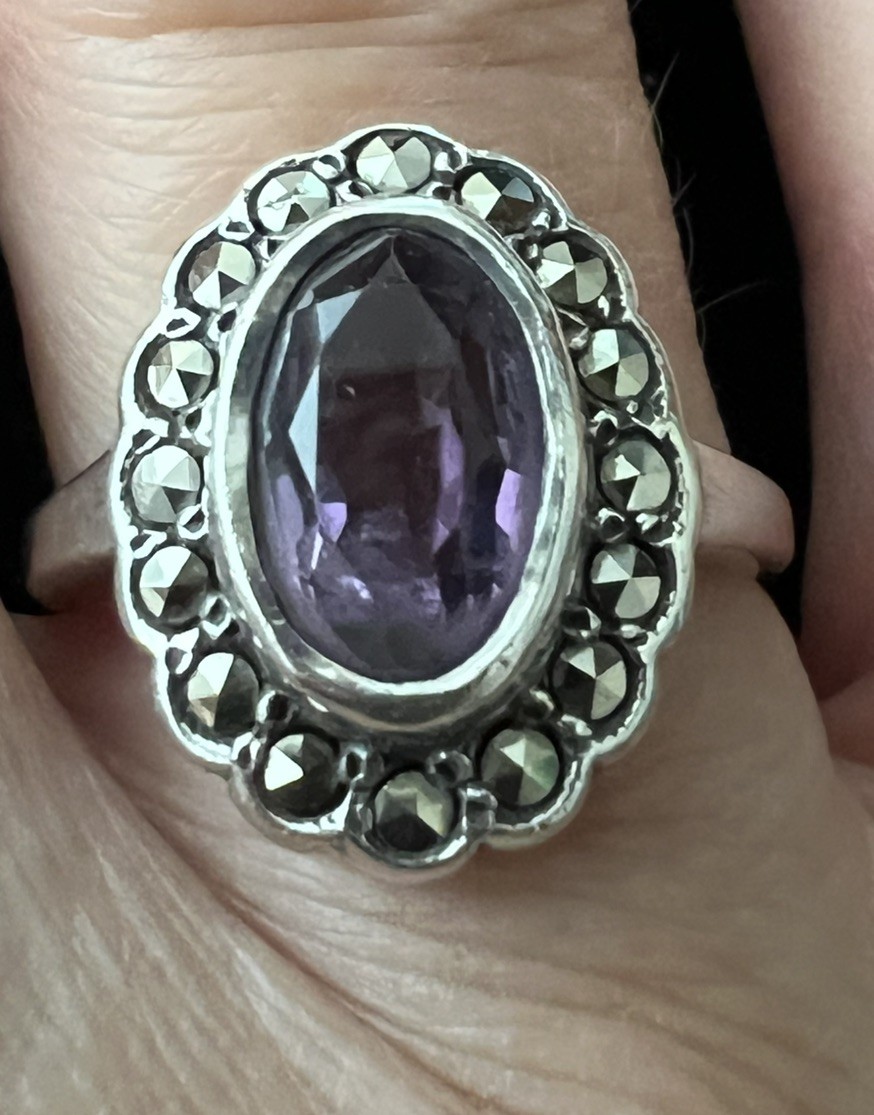 Vintage 925 Sterling Silver Marcasite & Amethyst Ring Stamped England SZ 6.75