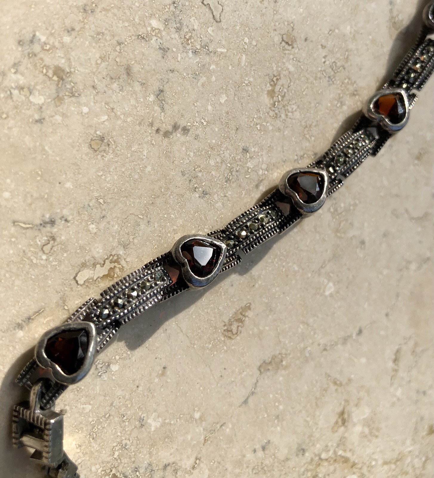 ❤️✨Genuine VINTAGE STERLING SILVER MARCASITE GARNET HEART ESTATE Tennis Bracelet