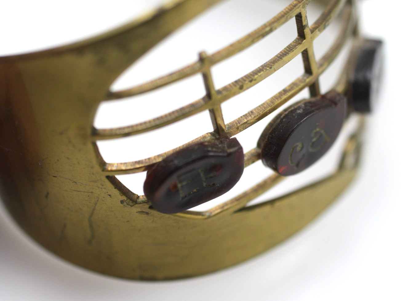 Vintage 40’s wide brass cuff Musical notes heart shape Et ca fait boum bracelet