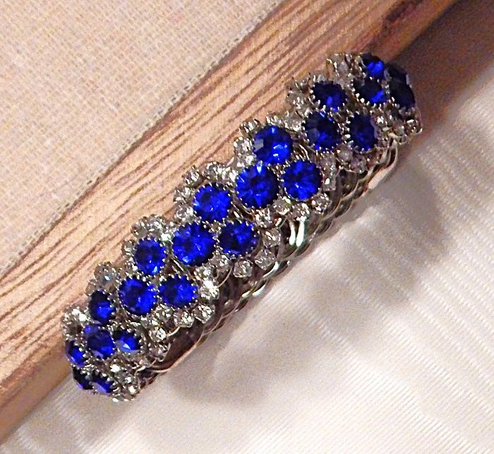 Retro Vintage Rhinestone Bypass Wrap Flex Coil Cuff Bracelet MONET NWOT S44