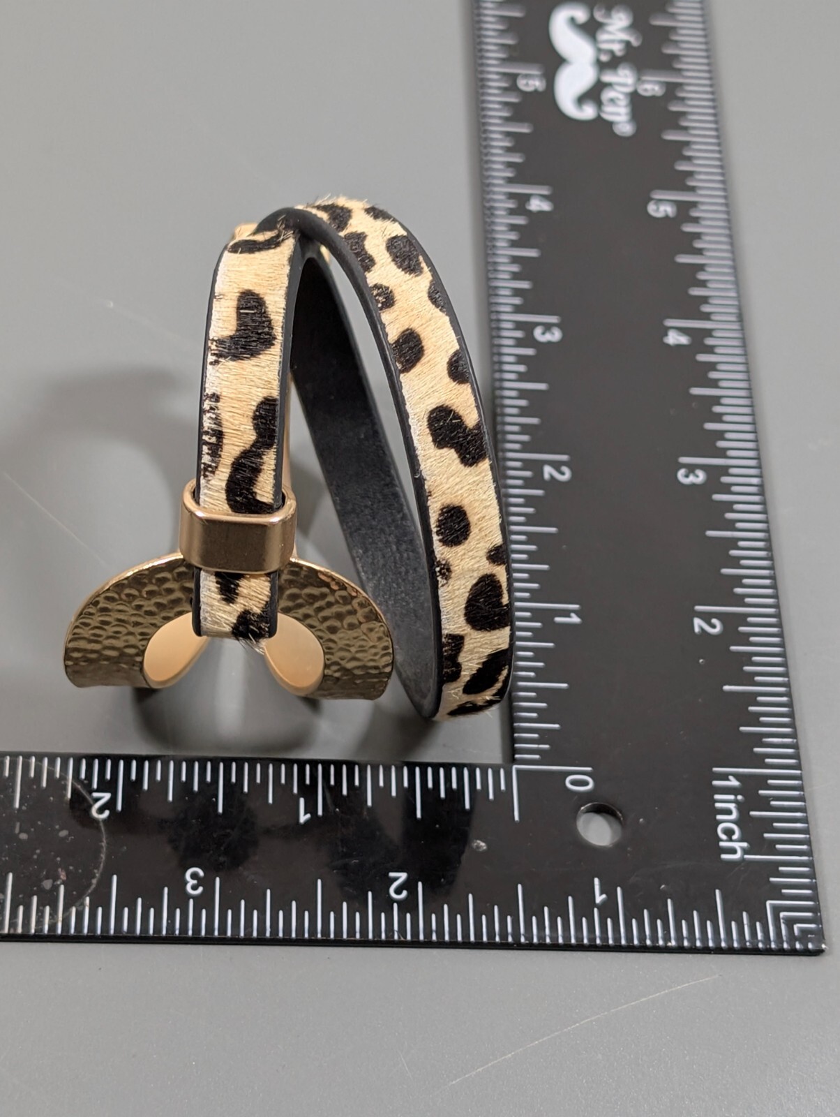 Cheetah Animal Print Faux Fur Gold Tone Hammered Wrap Bracelet 14 inch Boho