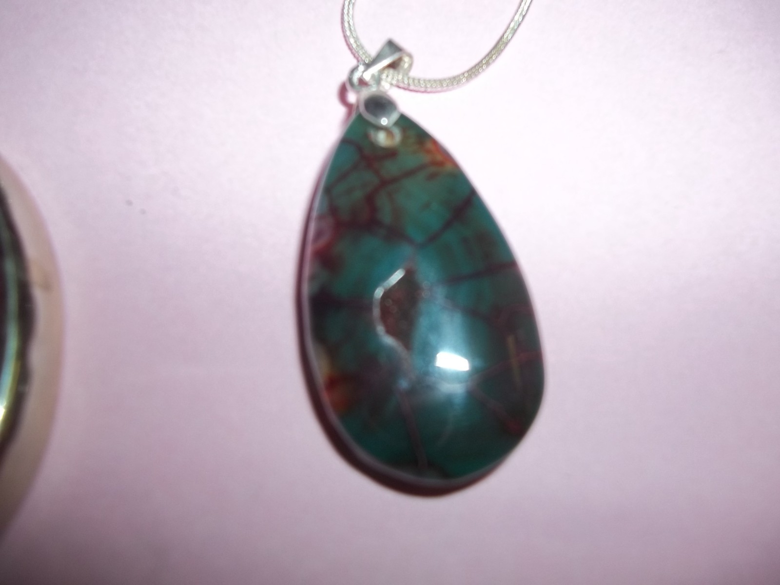 2 PINK AND GREEN AGATE STONE NECKLESS WITH SILVER .925 CHAINS-NECKLESS