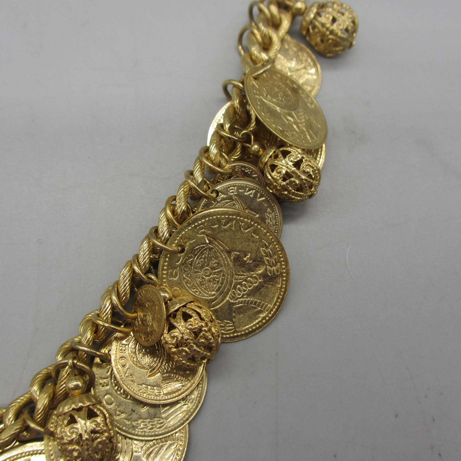 Vintage Faux Coin Necklace Charm Dangle Roman Soldier Gold Tone 18 Inch