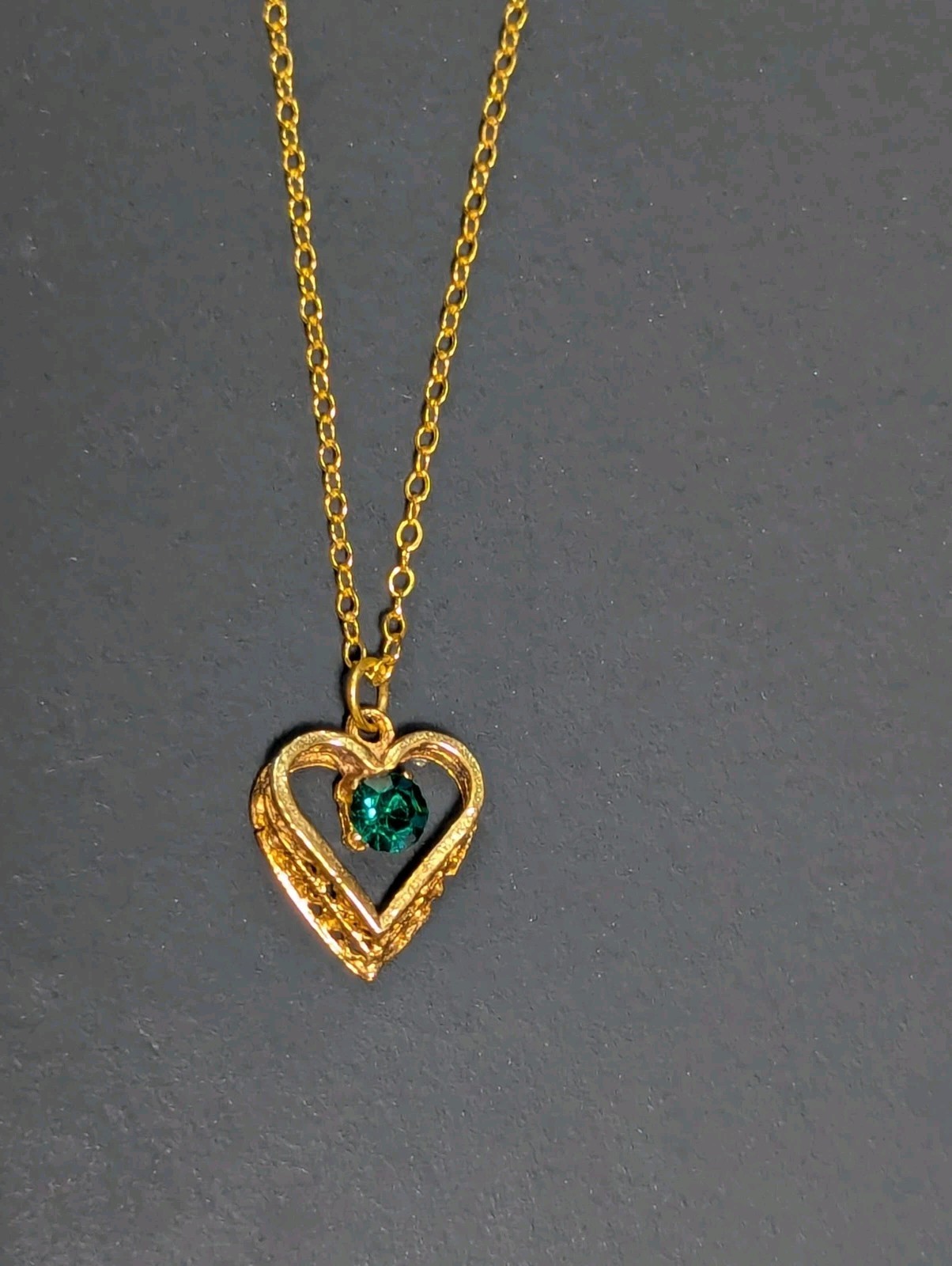Vintage Gold Filled Chain Necklace 16″ Emerald Filigree Heart Pendant May