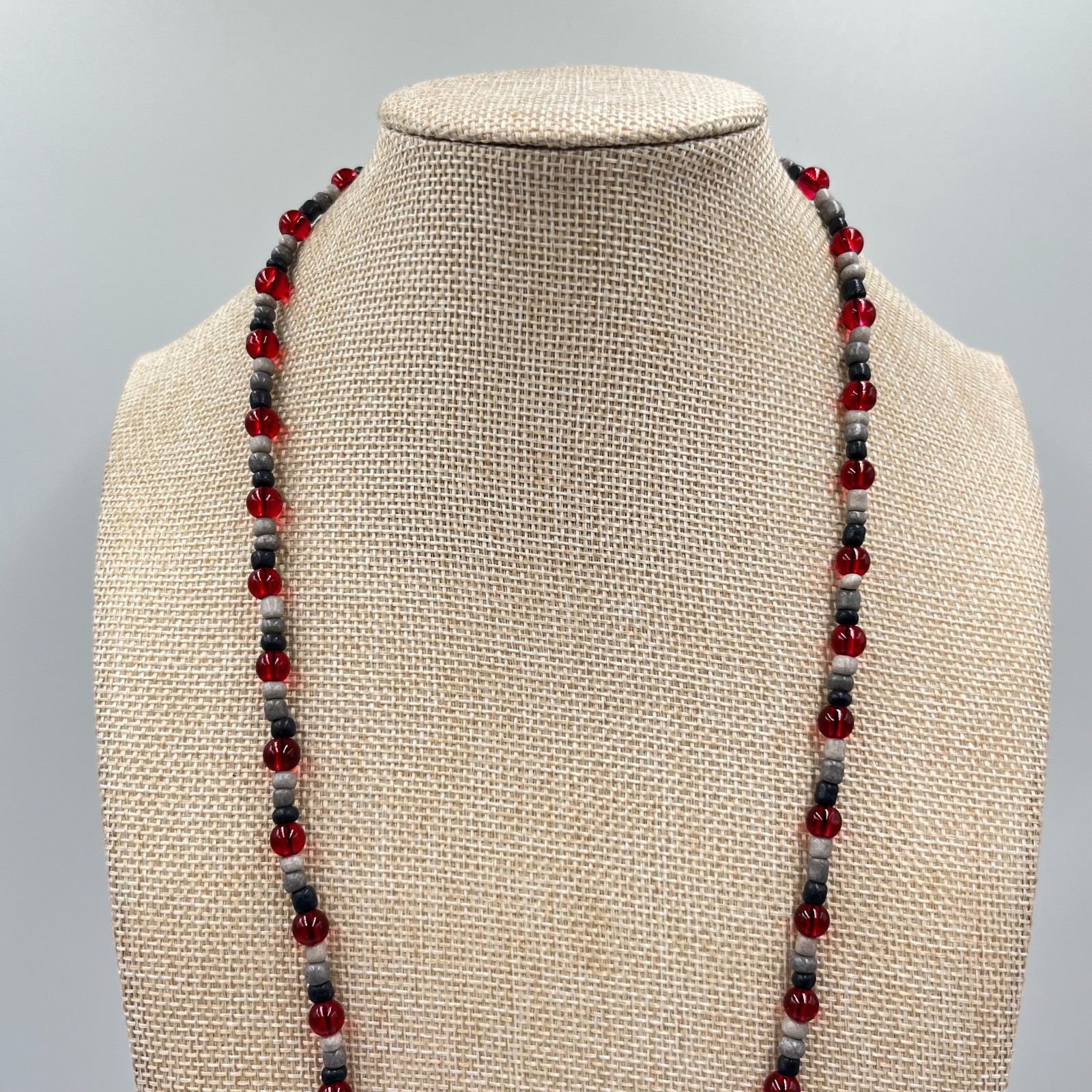 Vintage Goth Red & Black Beaded Skull Necklace Retro Grunge Alt Boho Jewelry