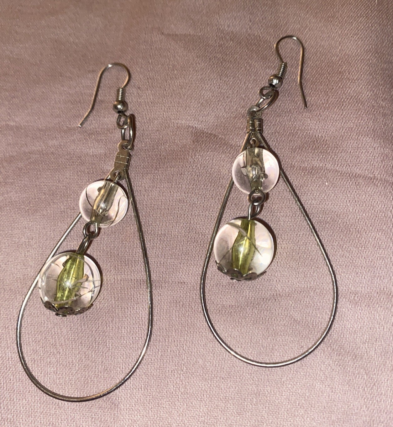 Vintage Dangle Earrings Silver Teardrop With Green & Clear Stones 2” Classic