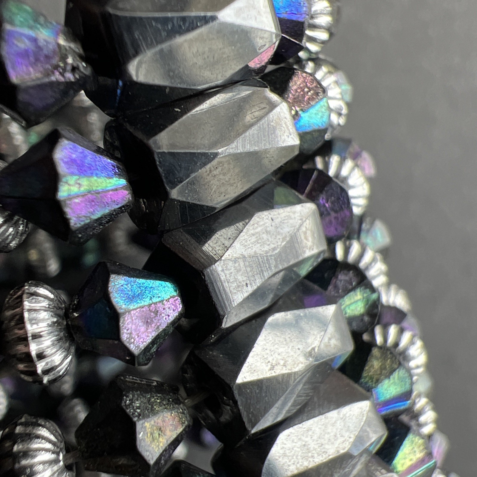 Iridescent Magnetite Wrap Bracelet Purple Blue Silver Tone Vintage Adjustable