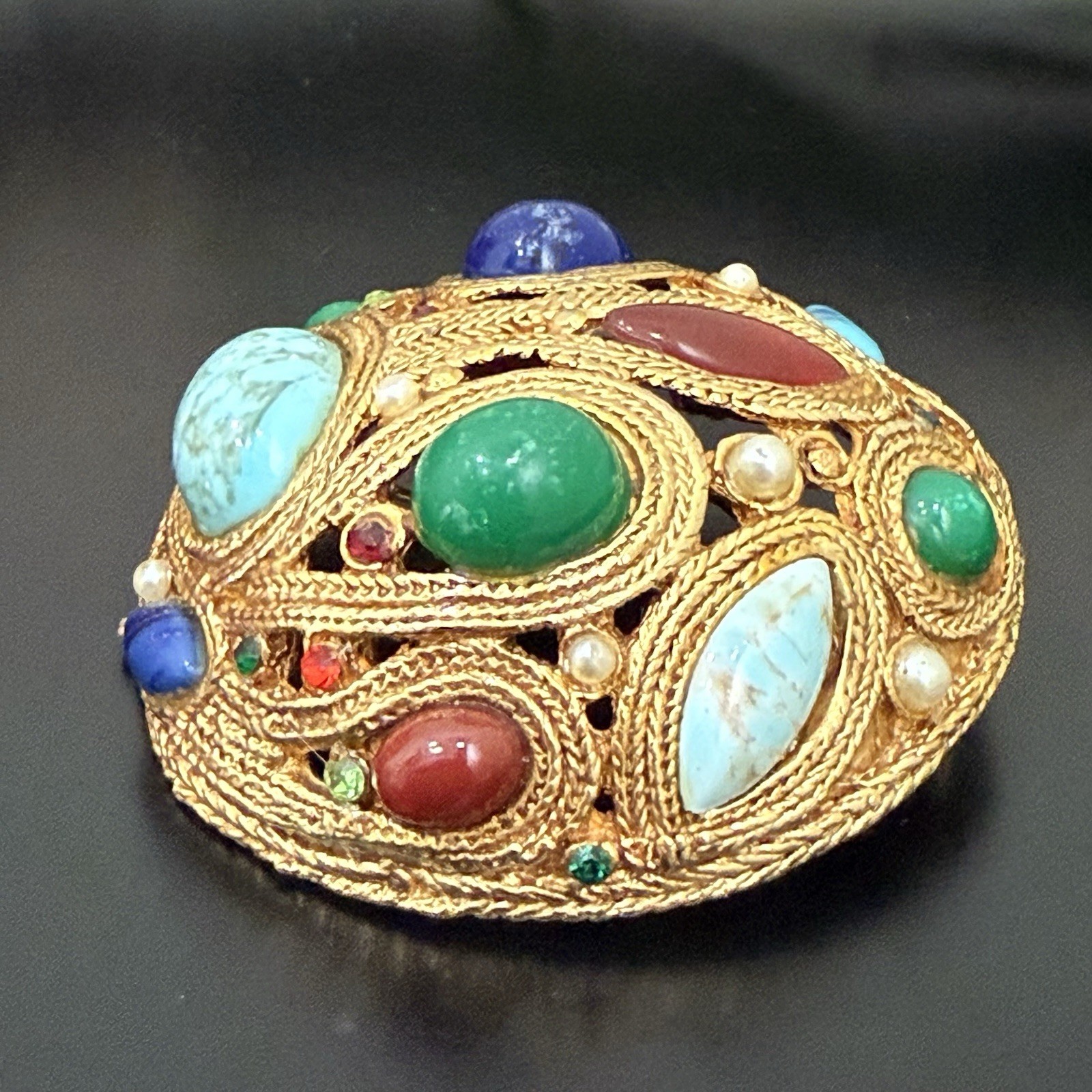 Vintage La Roca Style Multicolor Bejeweled Gemstones Gold-tone Dome Brooch 44g.