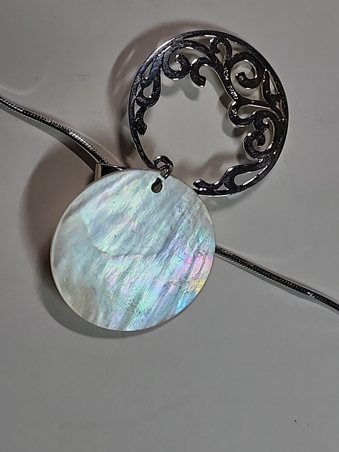 SX 925 Silver Sally C HSN Open Scroll Work MOP Medallion Pendant 16″ Necklace