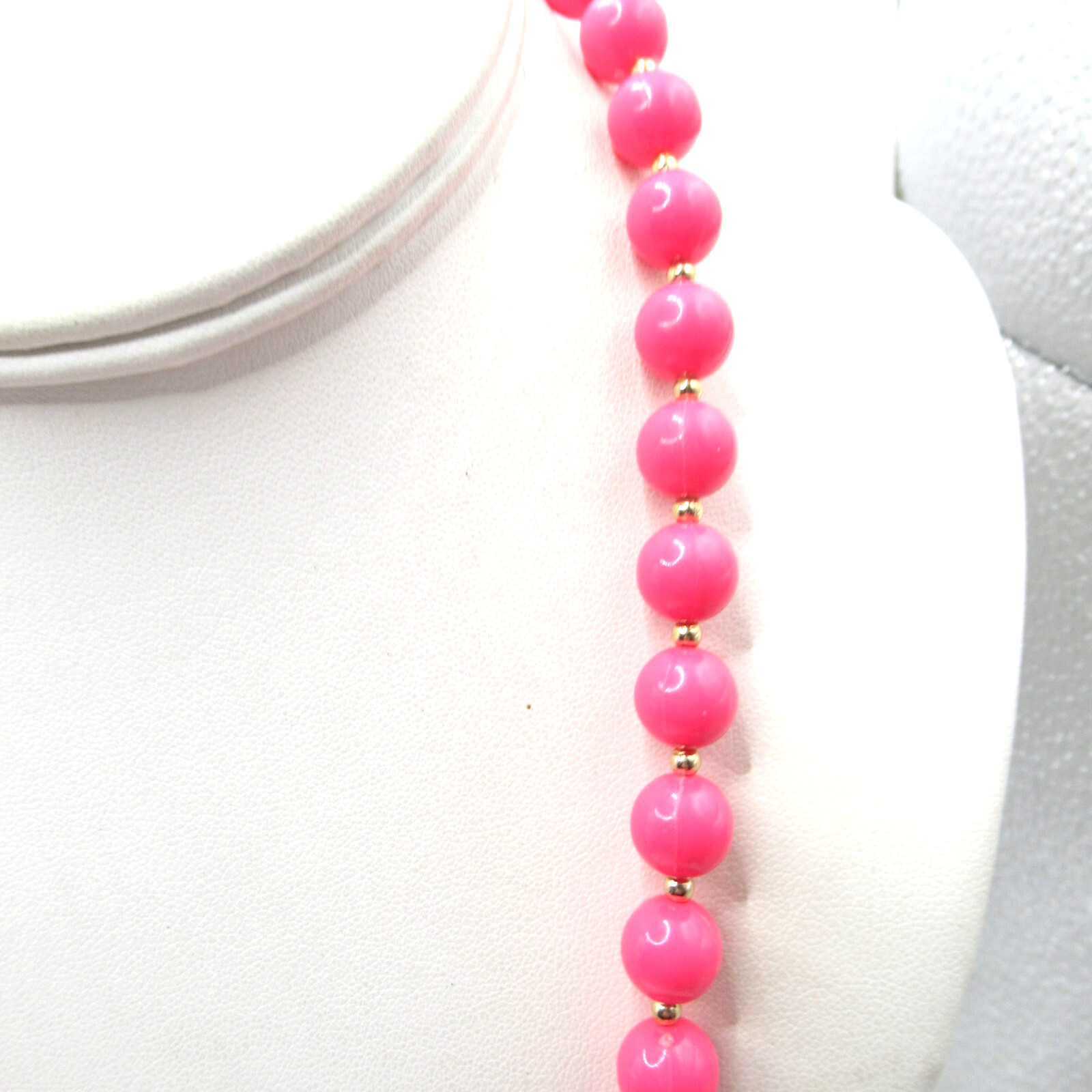 Bubble Gum Pink Beaded Necklace Vintage