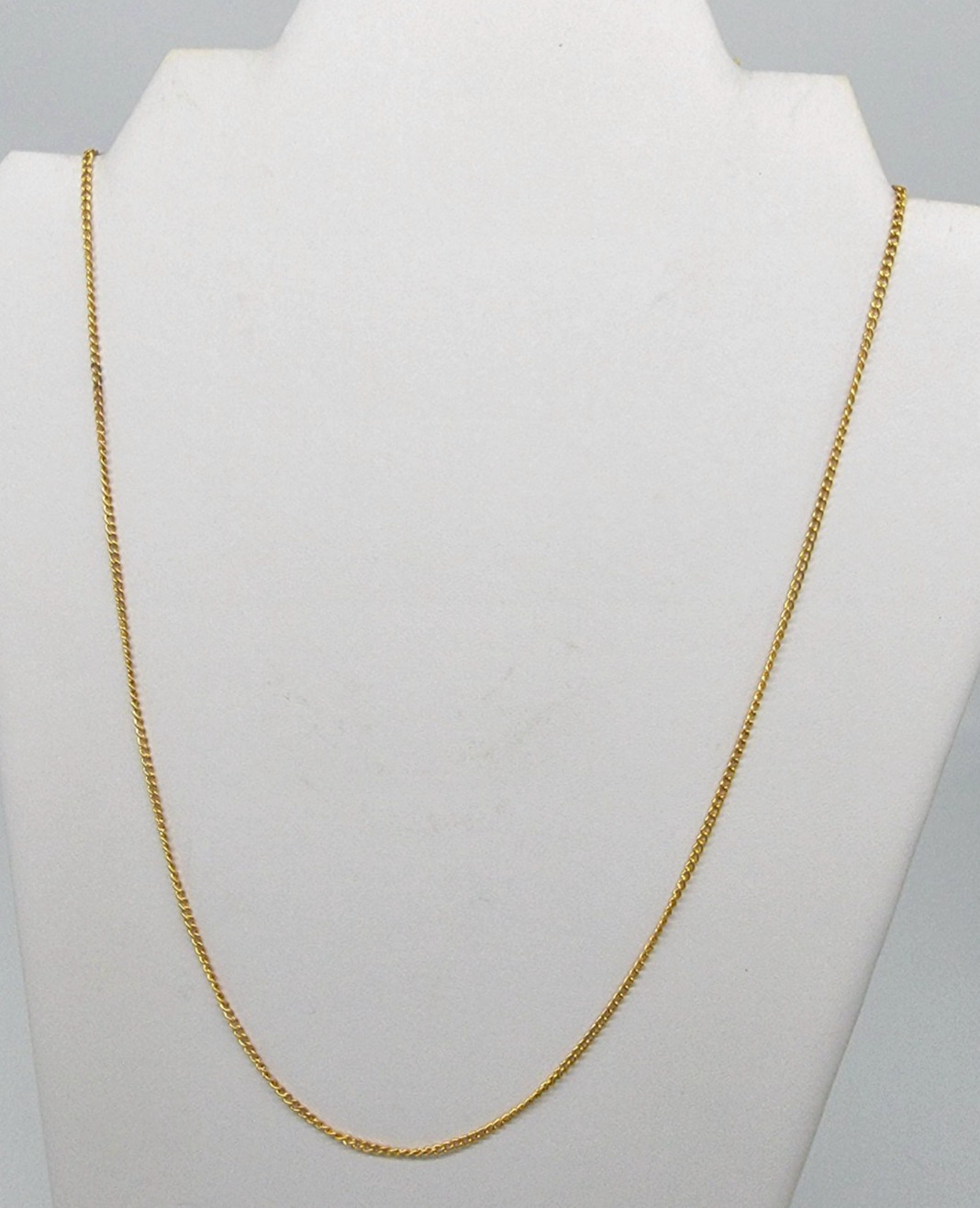 Gold Tone 23.5″ Thin Curb Link Chain Necklace Delicate Minimalist Barrel Clasp