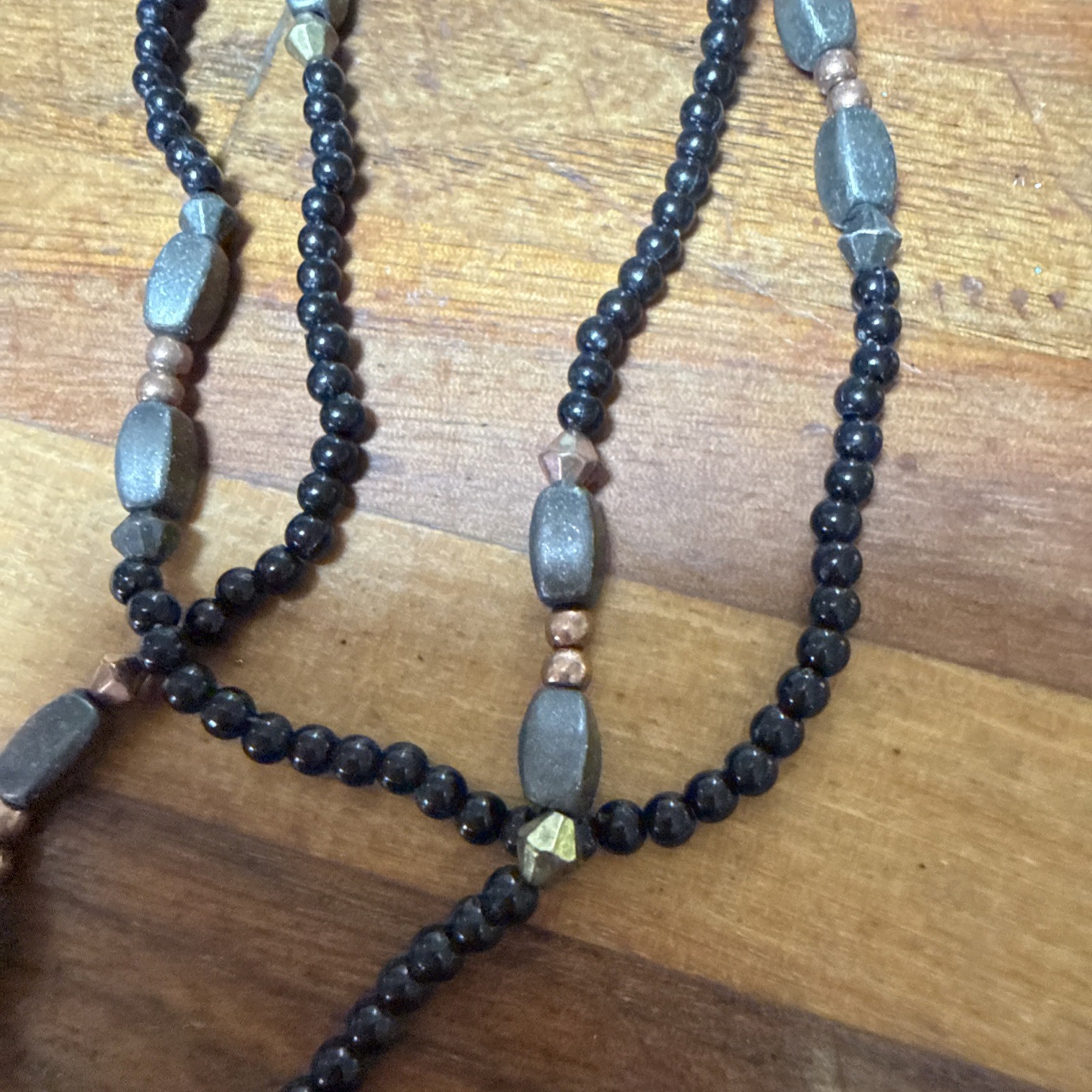 VTG You & i Black and Wolverine Necklace With Copper tone Beads. 16” & 3” Exten